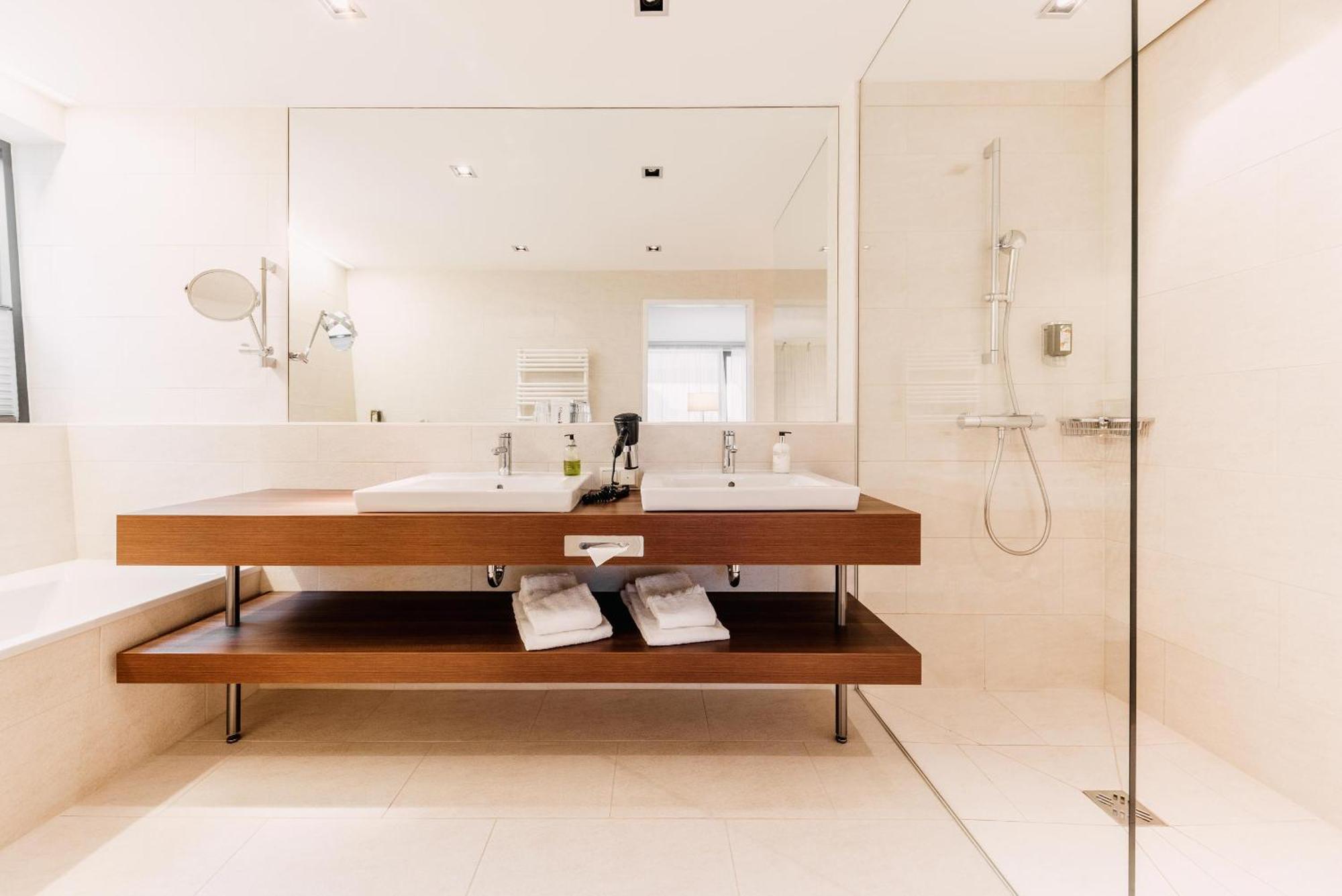 Thermenhotel Karawankenhof Villach Kültér fotó